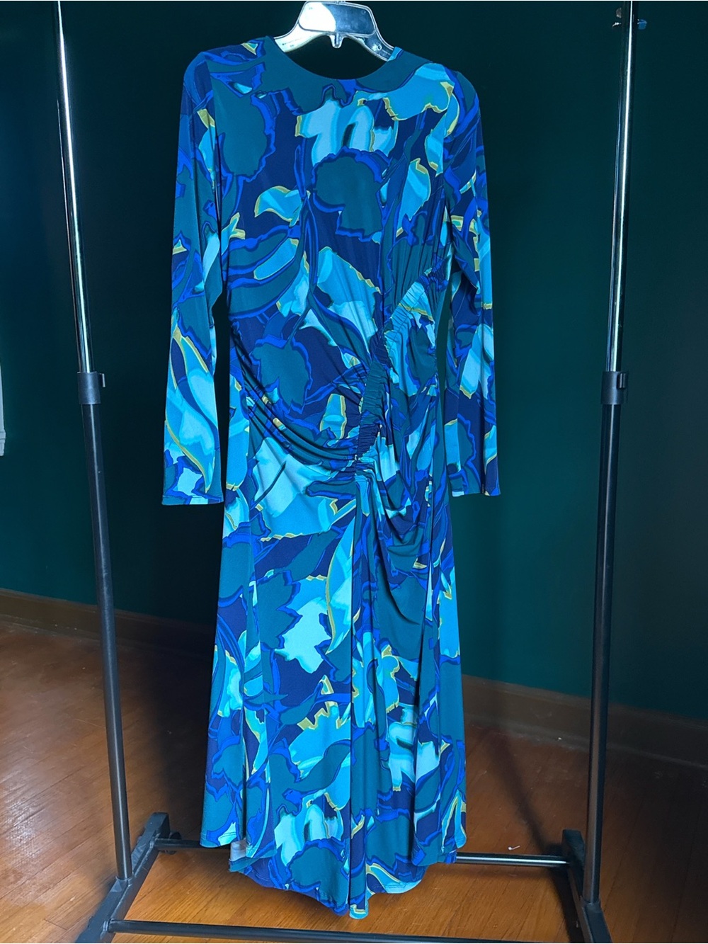 Maggy London Blue Abstract Print Long Sleeve Midi Dress
